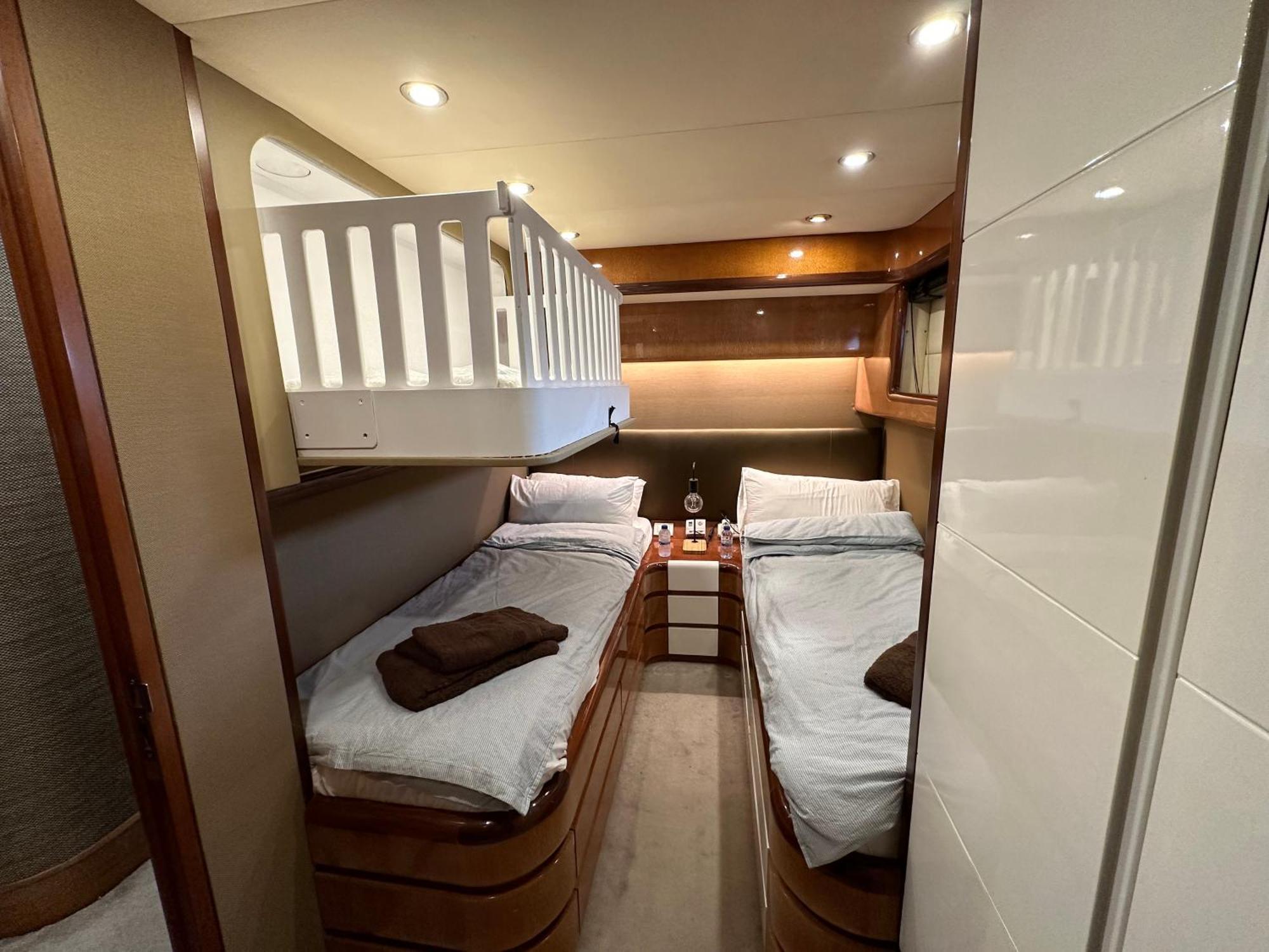 Hotel Yacht 20Metros San Adrián de Besós Zewnętrze zdjęcie