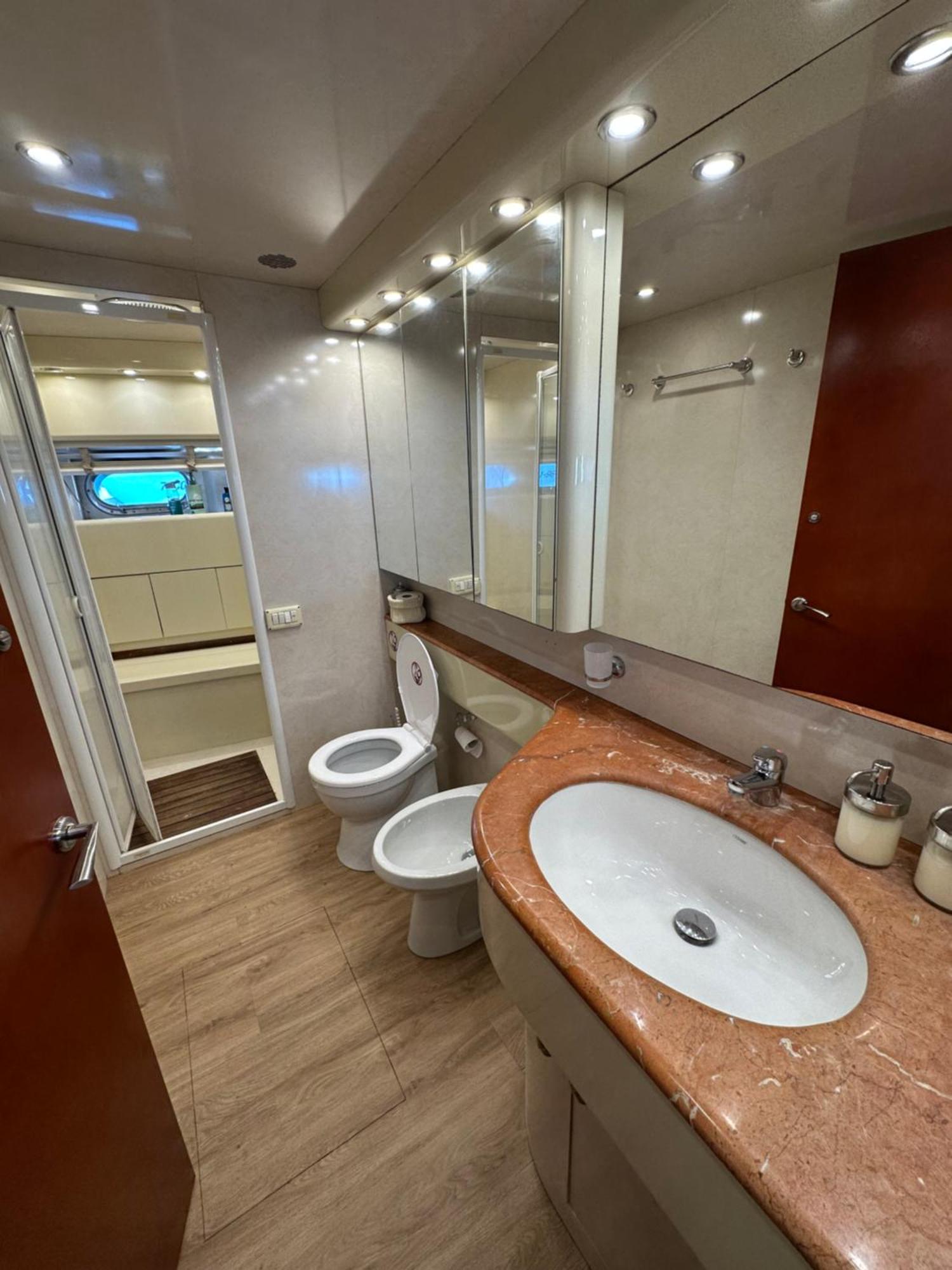 Hotel Yacht 20Metros San Adrián de Besós Zewnętrze zdjęcie